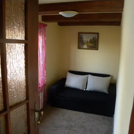 Z Ogrodem - Wiejska * Щитна